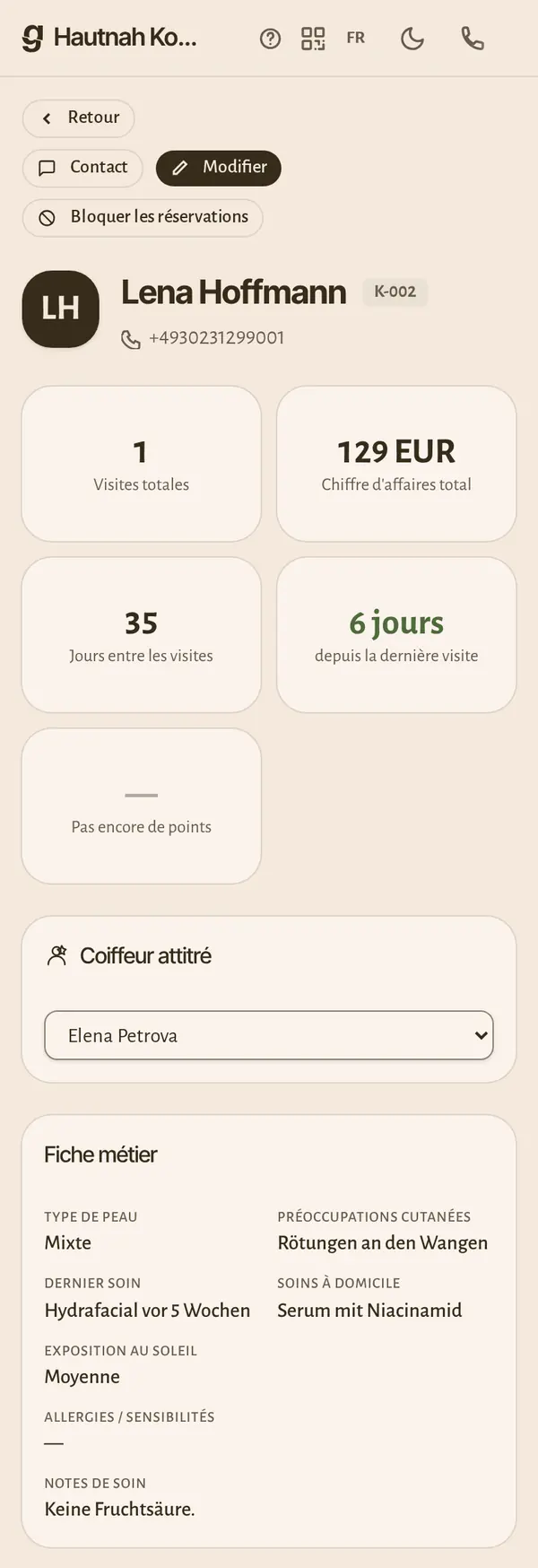 La fiche client sur le portable : visites, chiffre d'affaires et les informations dont votre métier a besoin.